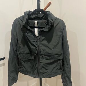 Lululemon Graphite Grey Always Effortless Jacket Size 6